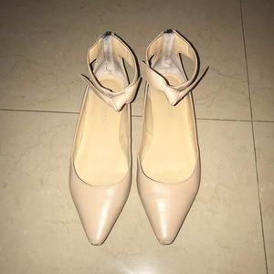 IVANKA TRUMP NUDE FLATS 6.5